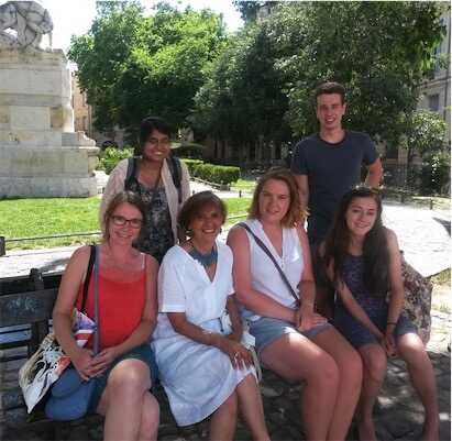 Aliore | Live with and teach English to a family in France