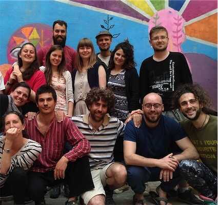 Aliore | Bénévole dans un centre culturel à Barcelone